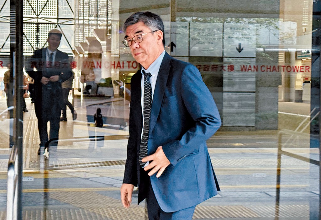 著名馬主兼商人霍玉堂昨出庭作證。