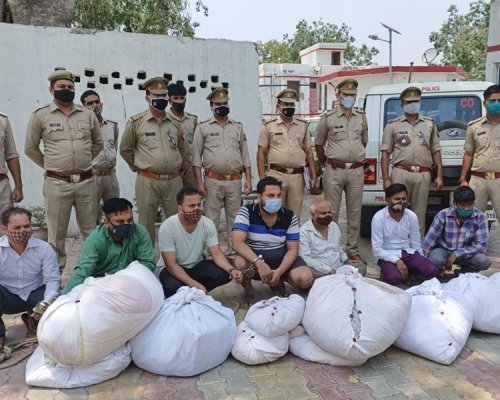 警方拘捕7名來自巴格帕特縣的男子。Baghpat Police fb