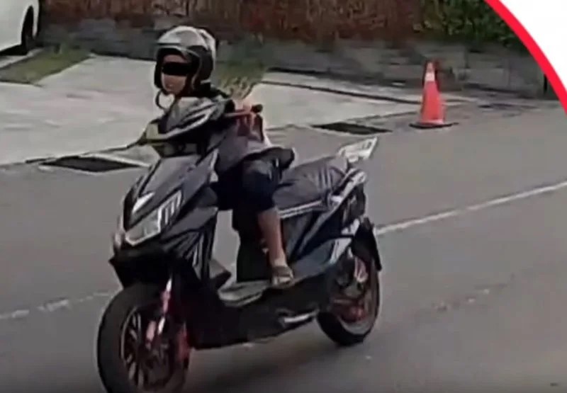 台中有11岁男童驾驶无牌电单车在闹市穿梭。Threads@林绿茶 台中有11岁男童驾驶无牌电单车在闹市穿梭。Threads@林绿茶