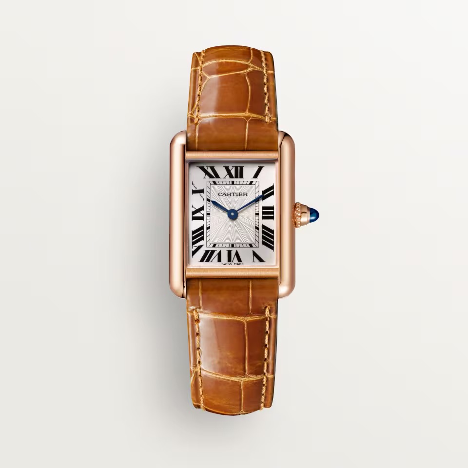 Cartier Tank Louis Cartier,表壳:29.5×22mm玫瑰金/ 机芯:手上链(小型款)/ 售价:$97,500(小型款)。 Cartier Tank Louis Cartier,表壳:29.5×22mm玫瑰金/ 机芯:手上链(小型款)/ 售价:$97,500(小型款)。