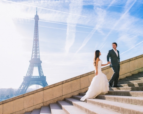 英單親母為赴巴黎結婚獨留兩子在家。網上示意圖片