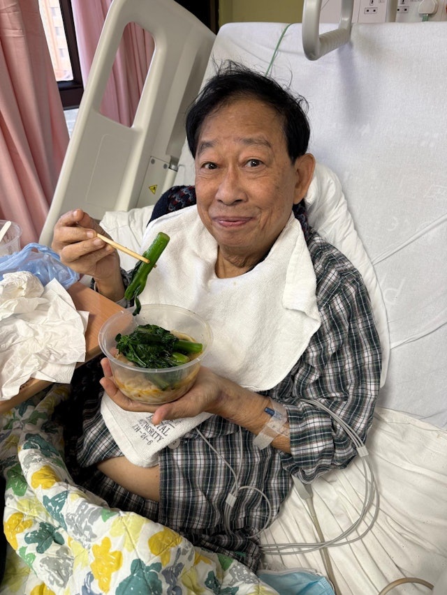 黎彼得入院半個月生找伴念頭。 黎彼得入院半個月生找伴念頭。