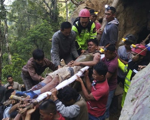 至今證實有3人死亡，最少15人受傷。AP