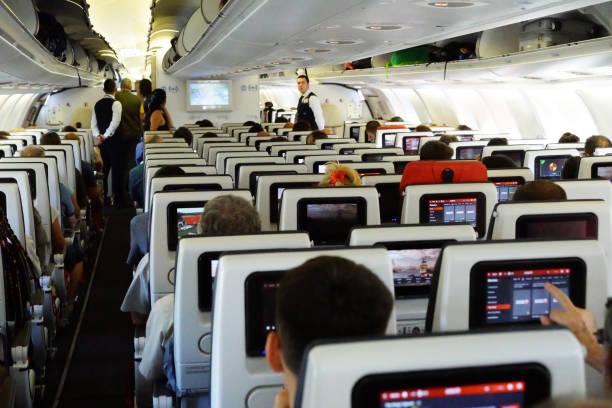 乘客若在飛機廁所沾染病箘，或會透過觸摸而污染機上其他物件。