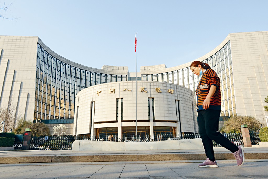 中國人民銀行出手，解決老年人和境外人支付困難問題。
