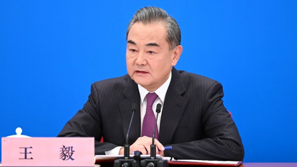 王毅正式接任外交部部长。