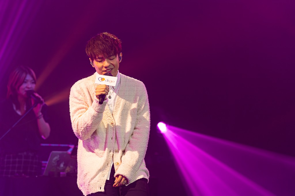 Ian歌而優則演。