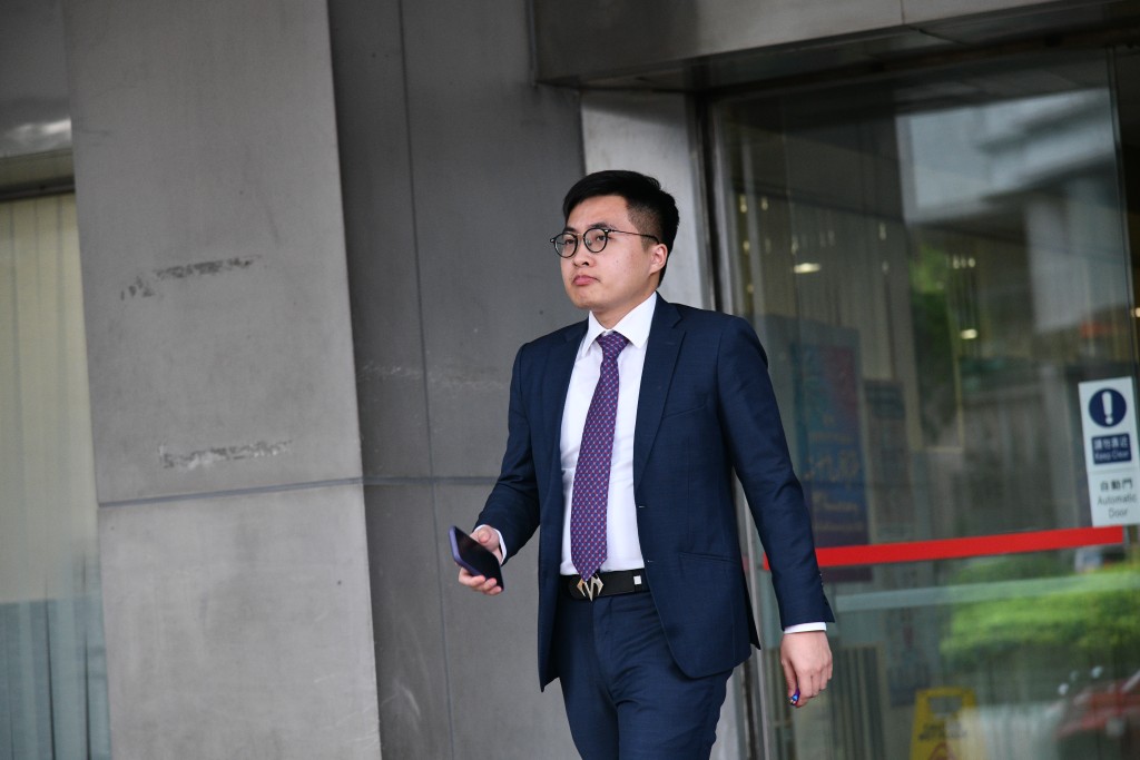 證人、警員吳子浩。何健勇攝