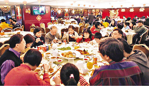 团年饭是春节最重要的事情。