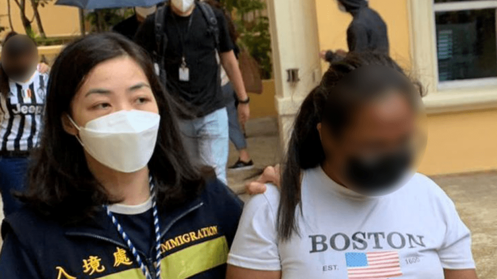 入境處在全港各區展開反非法勞工行動。政府圖片