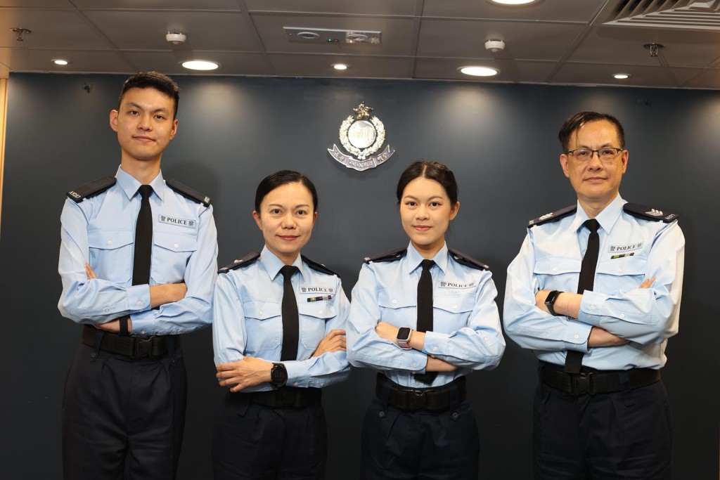 周永雄(右一)與張婉儀(左二)因輔警結緣，婚後將服務社會的熱誠傳給子女周沛銳(左一)和周栩芊(右二)，兩人先後加入輔警，一家四口成為罕見的「輔警家庭」。