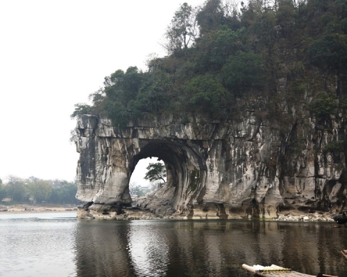 廣西桂林象鼻山景點。網圖