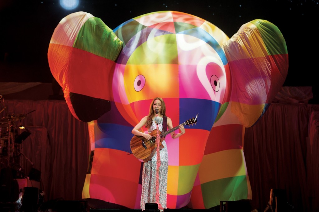 香港環球唱片推出一連串限定企劃《MULTIVERSE OF CINEPOLY 40TH ANNIVERSARY》慶祝40周年。 香港環球唱片推出一連串限定企劃《MULTIVERSE OF CINEPOLY 40TH ANNIVERSARY》慶祝40周年。