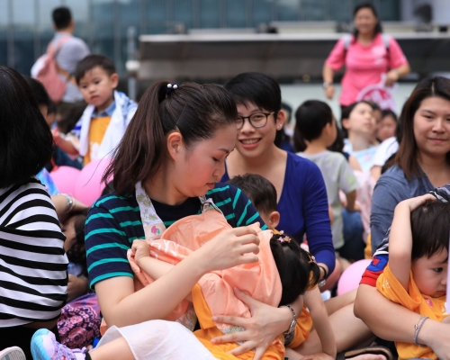 逾40%受訪者指,自己或家人餵哺母乳時,曾被他人騷擾、冒犯或中傷。資料圖片