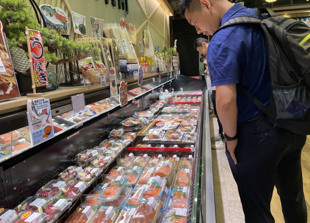 岡田健一表示，若香港禁止日本食品進口，擔心此舉可能對香港聲譽造成損害。資料圖片