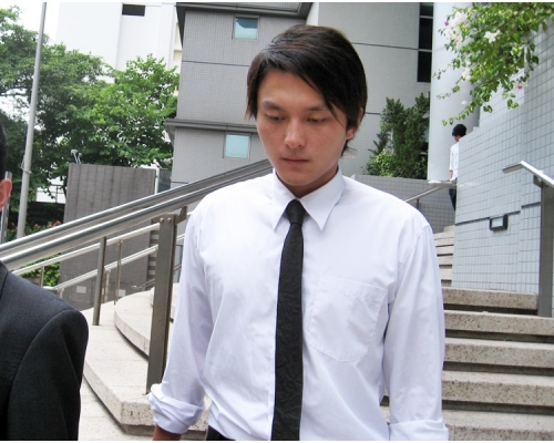 楊明2007時就破壞便利店物品上庭。資料圖片
