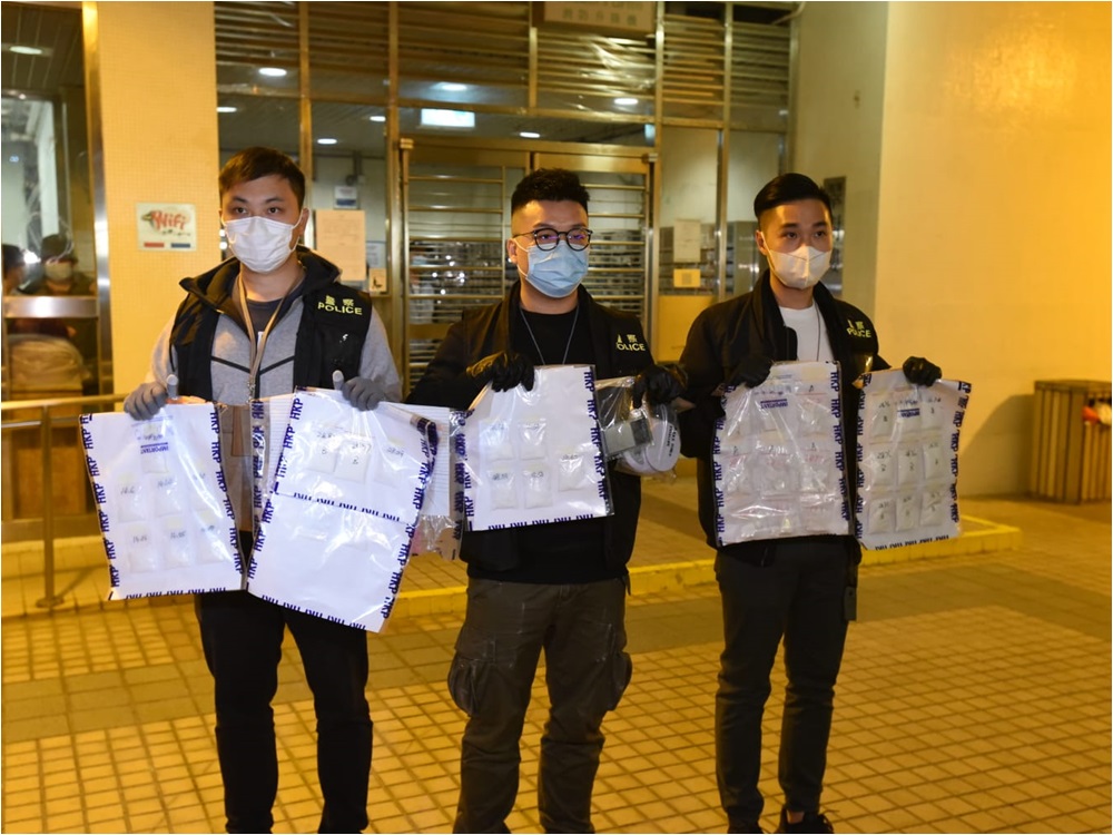黃文威攝