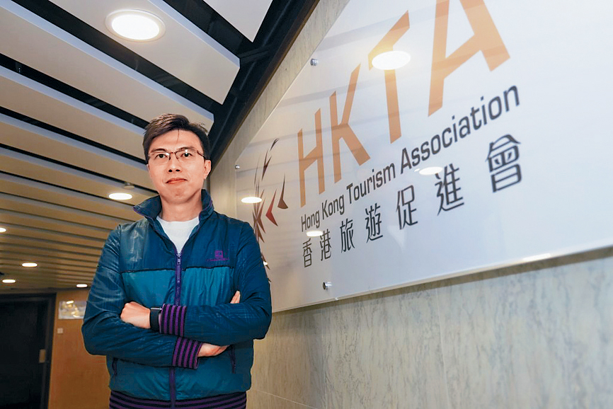 旅遊促進會總幹事崔定邦表示，大澳、林村等鄉村近年引入咖啡店、文創商店等，廣受旅客歡迎。