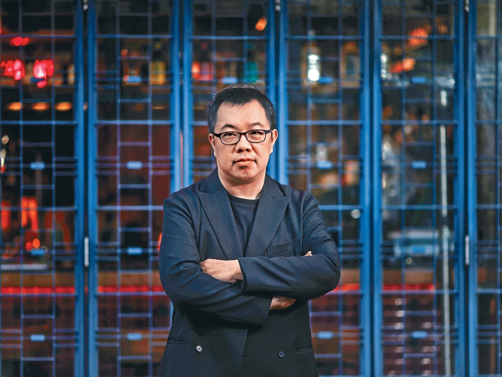 李聲揚接受本報的《百萬倉》欄目訪問時表示，投資首重資產配置，因資產配置主宰大多數回報。