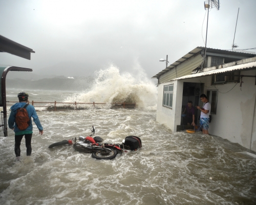 天鴿襲港帶來巨浪。資料圖片