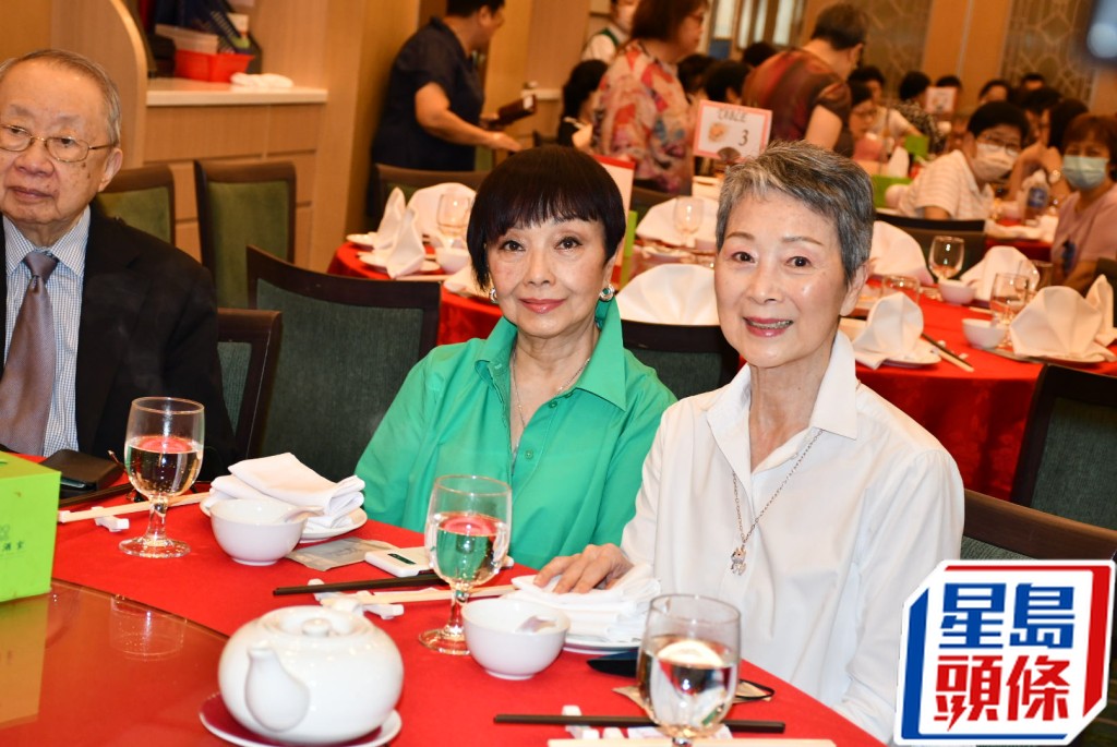 陈宝珠、梅雪诗昨日预告下月白雪仙将会出席任白慈善基金的电影《李后主》4K修复版筹款晚会。
