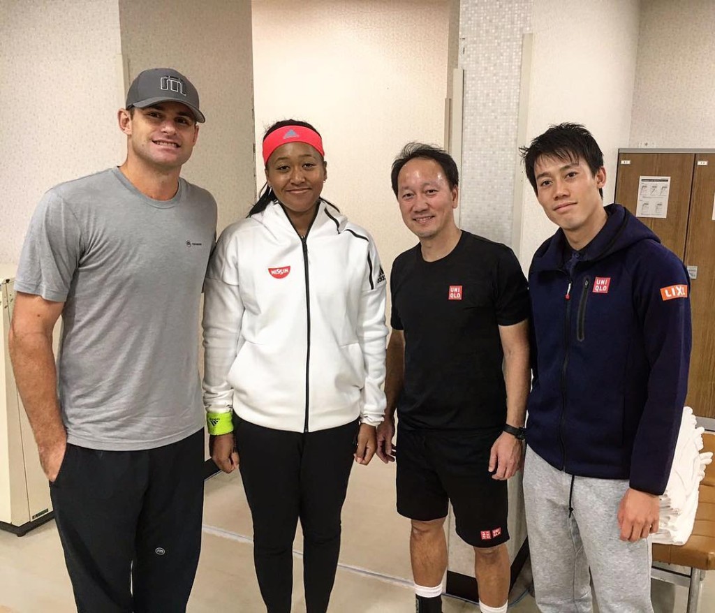 张德培（右二）转型成为教练，曾指导中国女网球手彭帅及日本选手锦织圭（右一）。