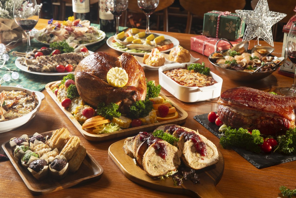 Food Channels Catering聖誕火雞套餐($6,788起,供15-20人享用)。 Food Channels Catering聖誕火雞套餐($6,788起,供15-20人享用)。