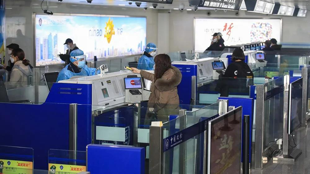 國家移民局即日起暫停簽發日韓公民來華口岸簽證及過境免簽。國家移民局網圖