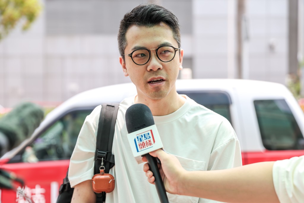 王先生乘搭的士準備繳費時，發現銀包剛好只有一張500元，稱幸好司機收PayMe。
