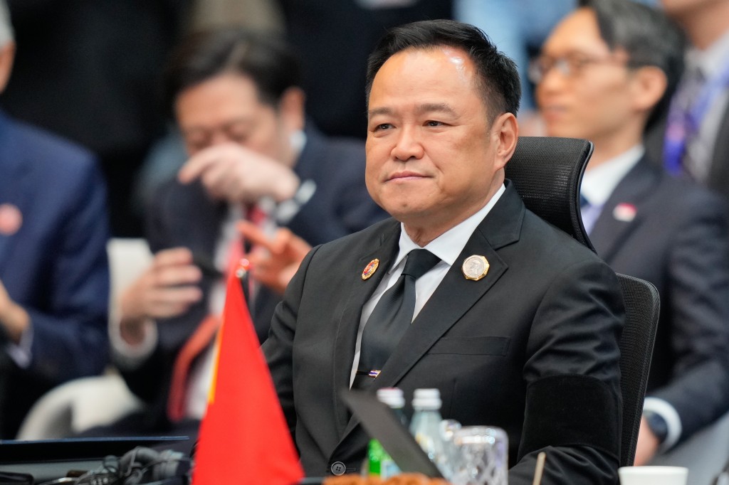 泰國總理阿努廷。美聯社