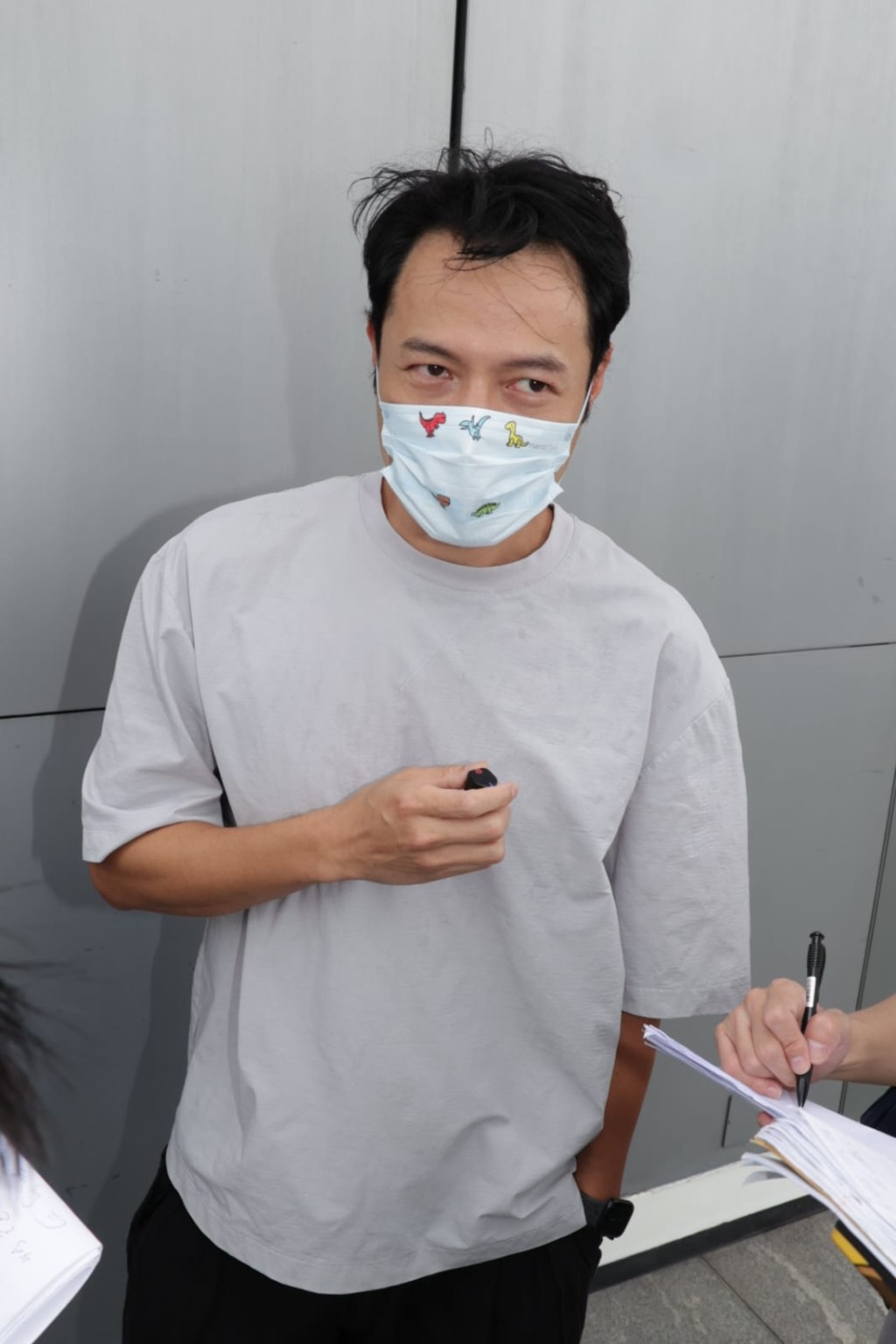 張達倫話已為囝囝安排好暑期活動。