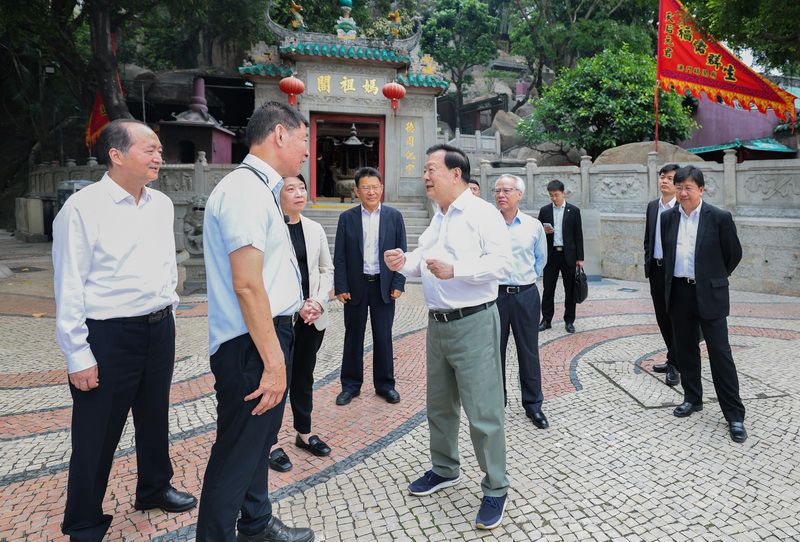夏寶龍參觀考察媽閣廟。港澳辦