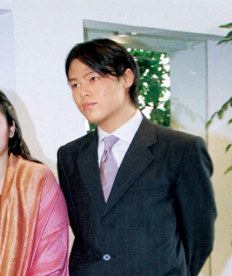 有傳胡雅倫涉「襲擊致造成實際身體傷害」被捕。