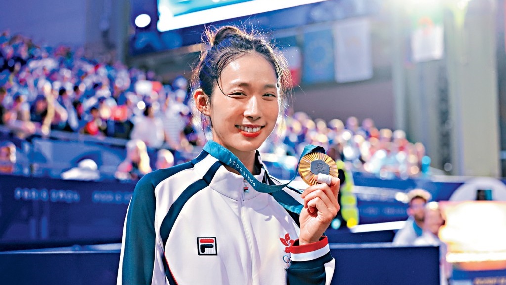 江旻憓在巴黎奧運女子重劍取得金牌。資料圖片 江旻憓在巴黎奧運女子重劍取得金牌。資料圖片