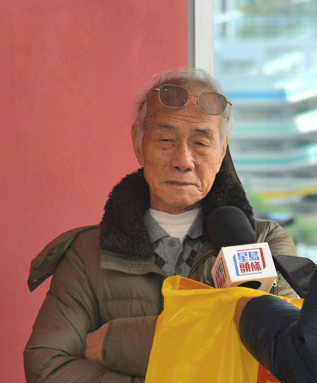 陳先生反對加價,認為無論如何「都會增加市民負擔」。 陳先生反對加價,認為無論如何「都會增加市民負擔」。