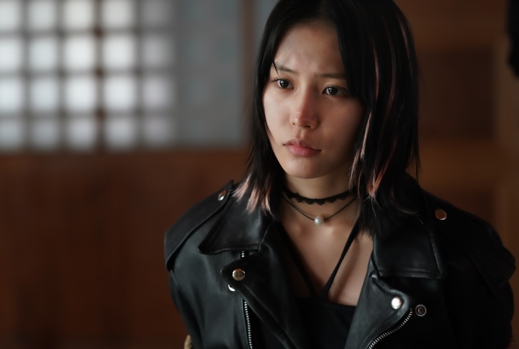 南沙良出演女主角「雲」，為另一大亮點。