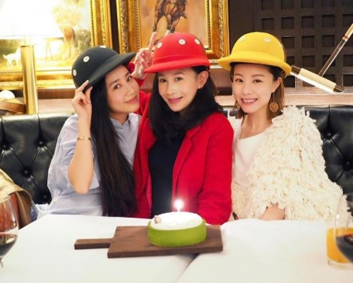 Stephy孖Kary幫好姊妹區文詩慶生。Angela IG