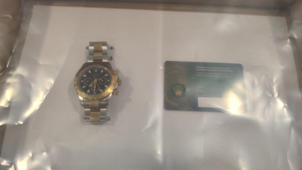 警方展示案中證物。
