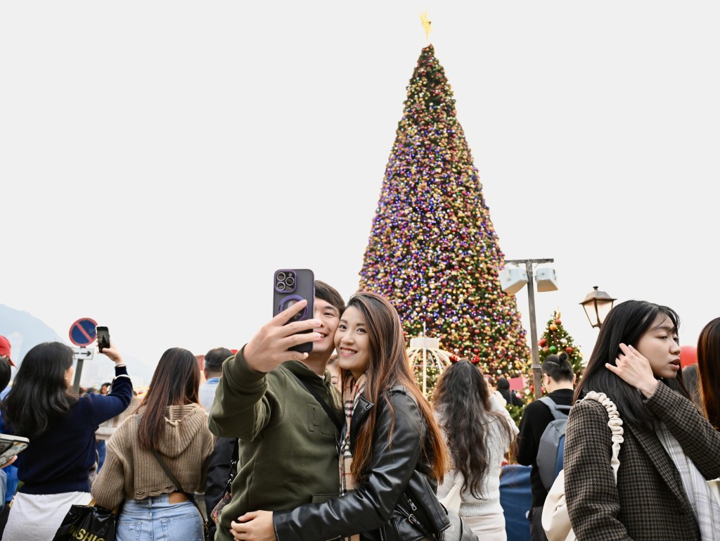 圖為去年西九文化區聖誕市集。