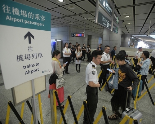 由下午1時起至尾班車,機場快綫只提供香港站至機場站來回服務。資料圖片