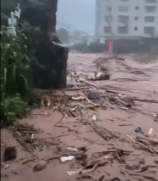 四川馬邊彝族自治縣出現暴雨。四川觀察 四川馬邊彝族自治縣出現暴雨。四川觀察