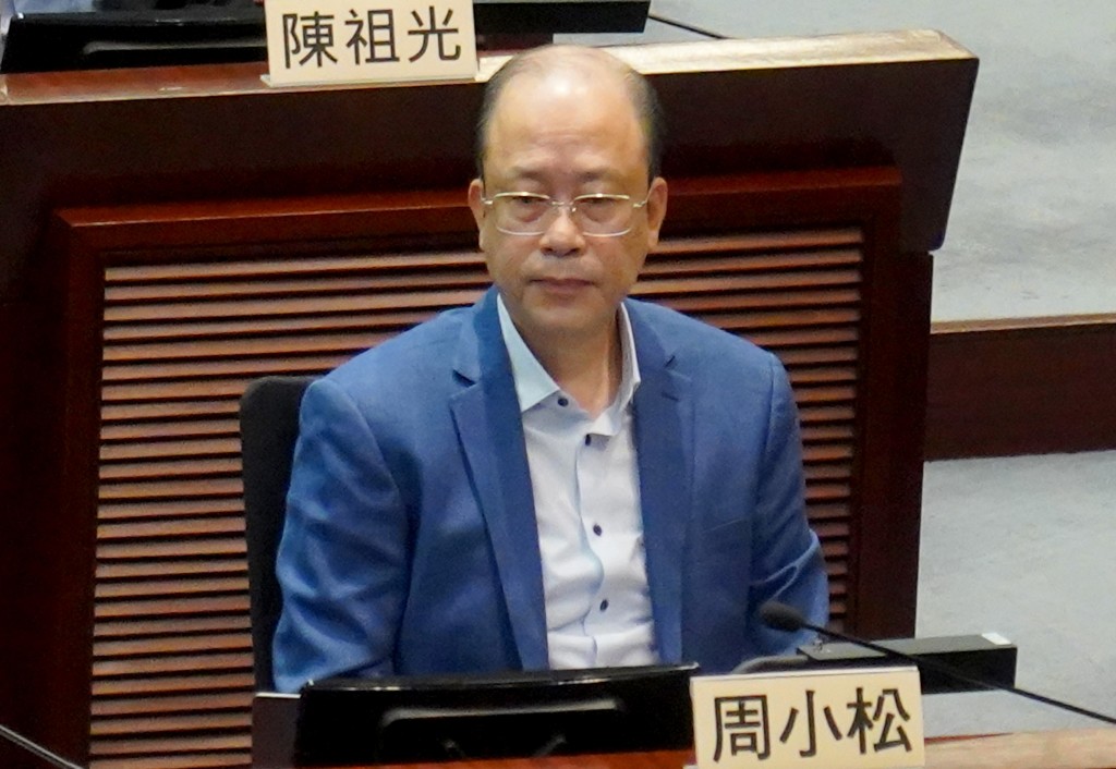 周小松認為，公開報告有助公眾監察整個公務員制度，是一件好事。資料圖片
