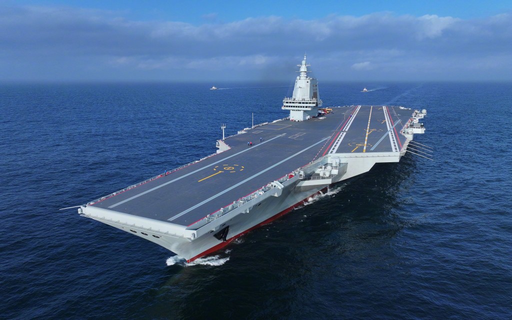 福建舰为中国第三艘航母。（新华社）