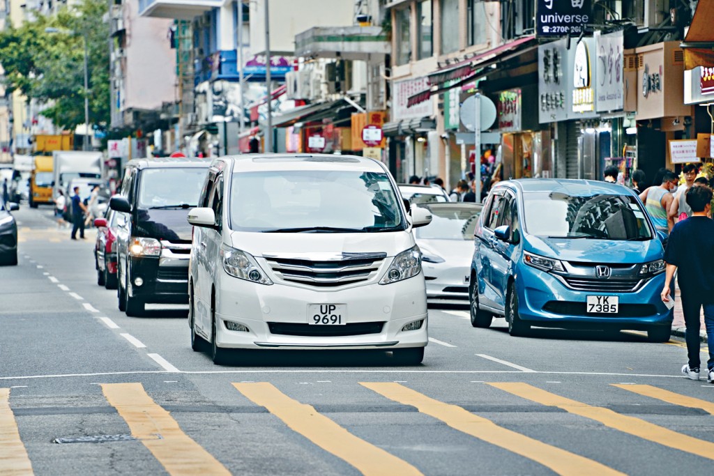 廣東省公安廳宣布下月1日起，就「兩地牌」車輛推出4項便利措施。