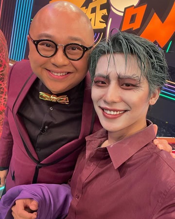 劉展霆之前曾以小丑造型於節目中出現。 劉展霆之前曾以小丑造型於節目中出現。