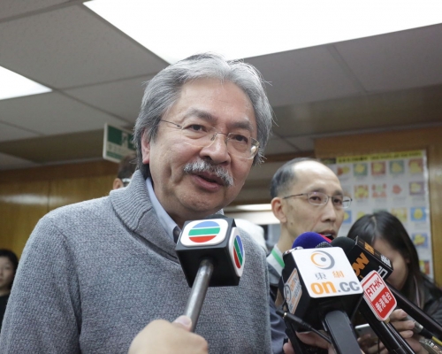 曾俊華承諾如果當選會就退保作全面研究及檢討諮詢過程。
