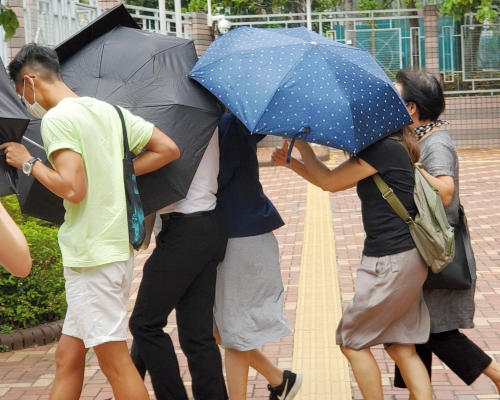 被告吳子健(白衣黑褲)。 陳子豪攝