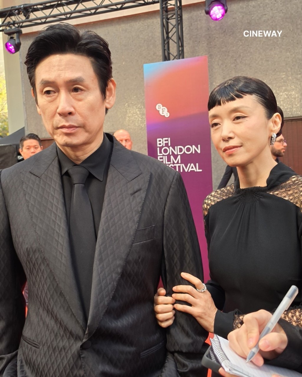 薛景求和全度妍受訪時再次鬥嘴。