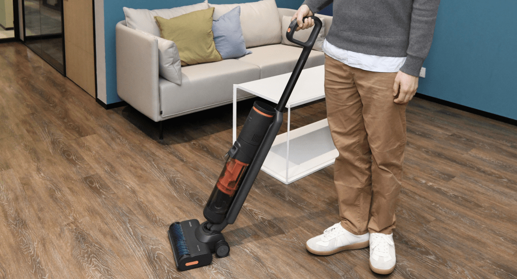 Philips Vacuum & Wash全效吸塵洗地機$5,398 Philips Vacuum & Wash全效吸塵洗地機$5,398