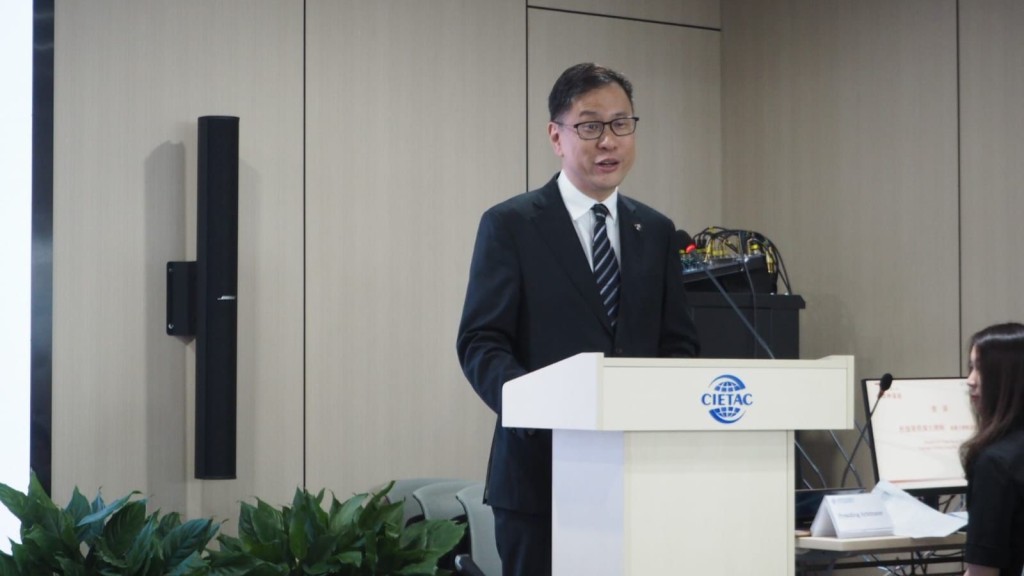 大律師公會主席杜淦堃率團訪四川成都，冀促進兩地法律行業合作。大律師公會提供